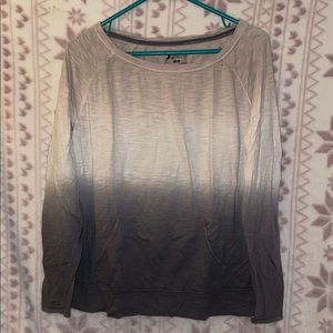 Xersion Long Sleeve Shirt size Medium